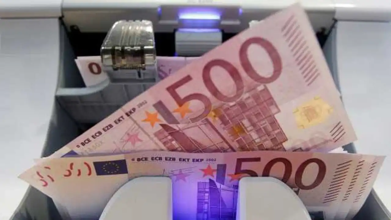 تحرك جديد بالبنوك.. سعر صرف اليورو مقابل الجنيه المصري في تعاملات اليوم الأربعاء